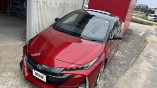 ZVW52プリウスPHV後付サンルーフ