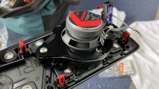 RXリアスピーカー取付