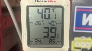 40℃超えの温度計