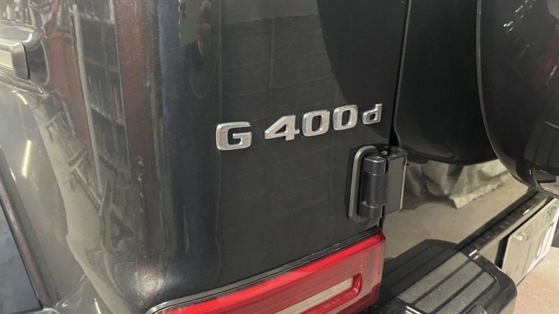 メルセデス・ベンツGクラス G400d エンブレム