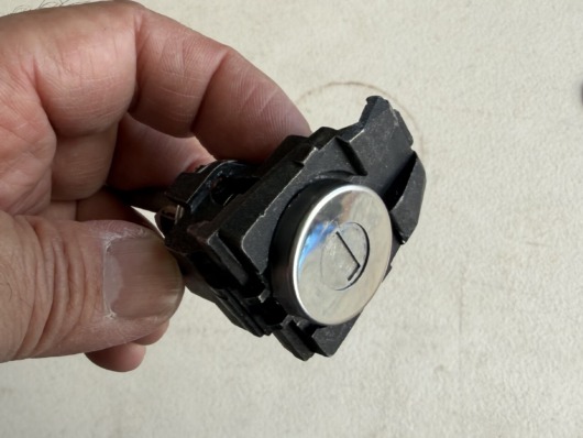 キーシリンダー