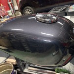 カワサキ・250TRのタンク