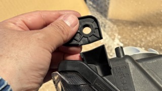 ヘッドライト取付破損